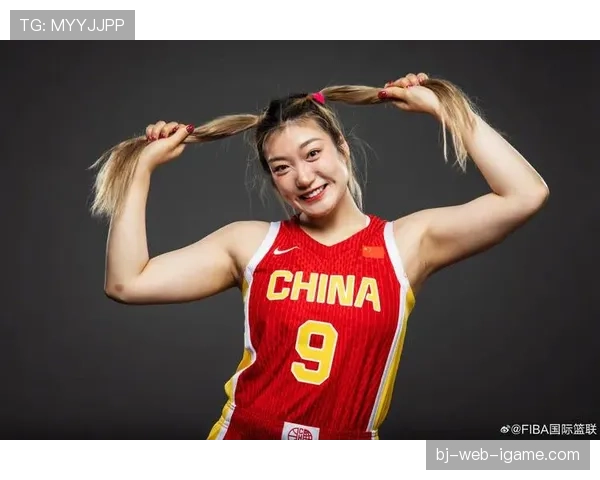 李梦赛场上像打仗，生活照却像时尚大片，这差距我消化不了